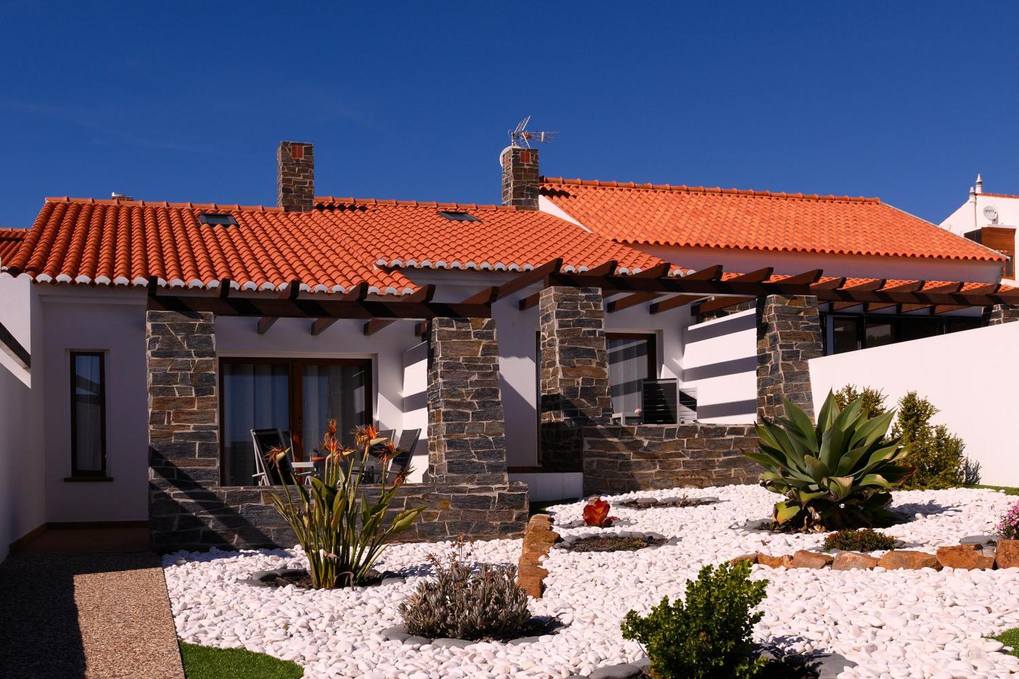 Falésias da Arrifana Praia da Arrifana Chambre photo