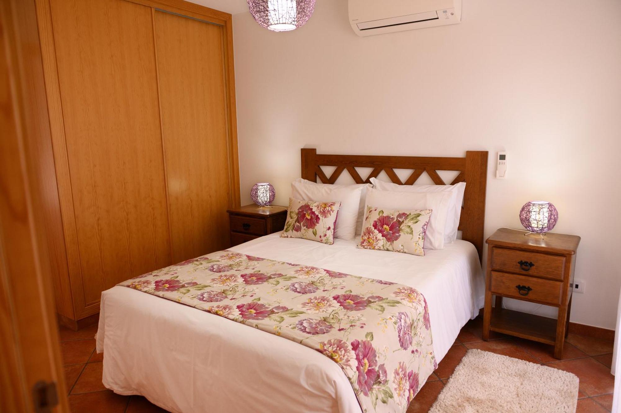 Falésias da Arrifana Praia da Arrifana Chambre photo