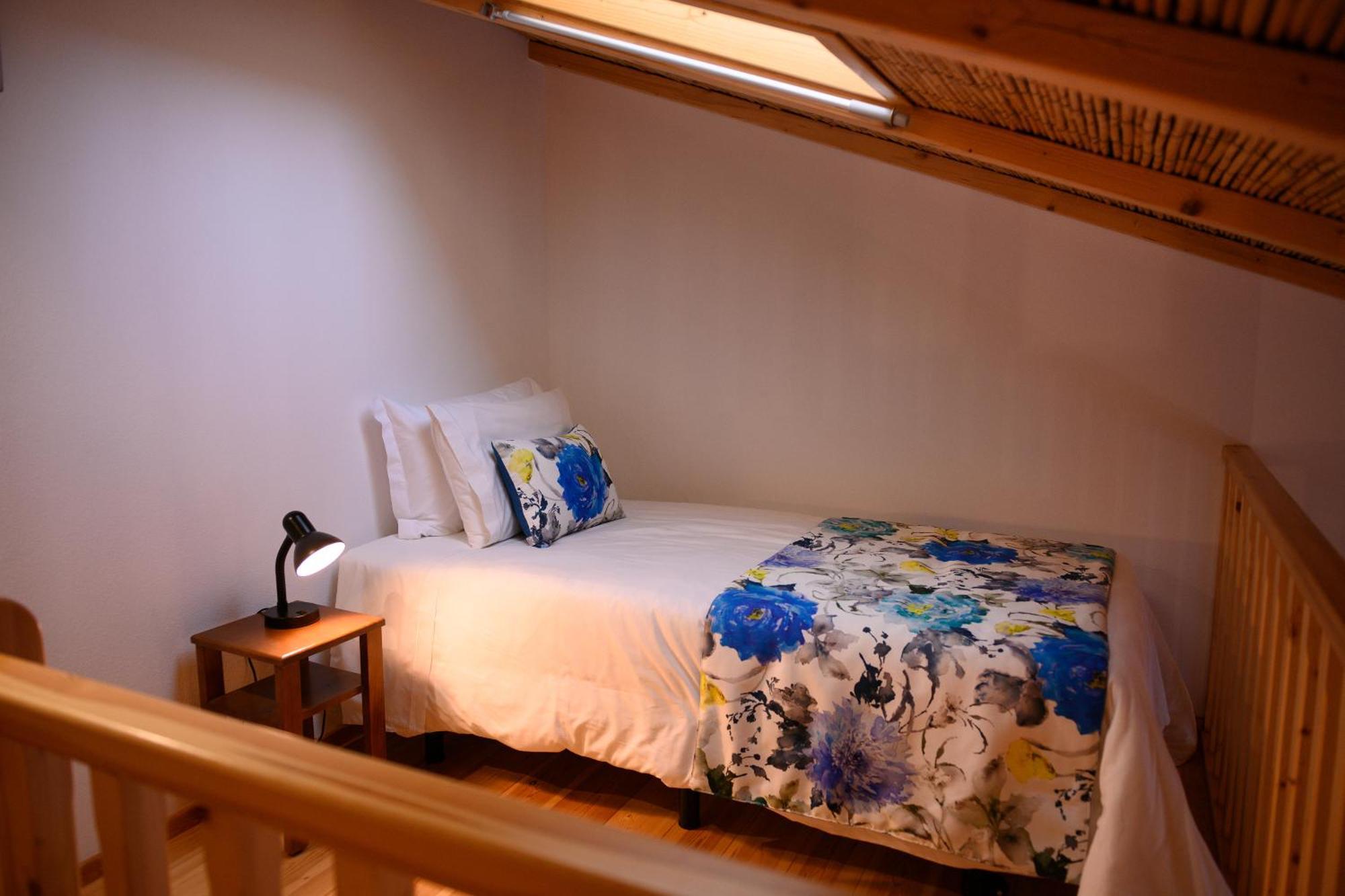 Falésias da Arrifana Praia da Arrifana Chambre photo