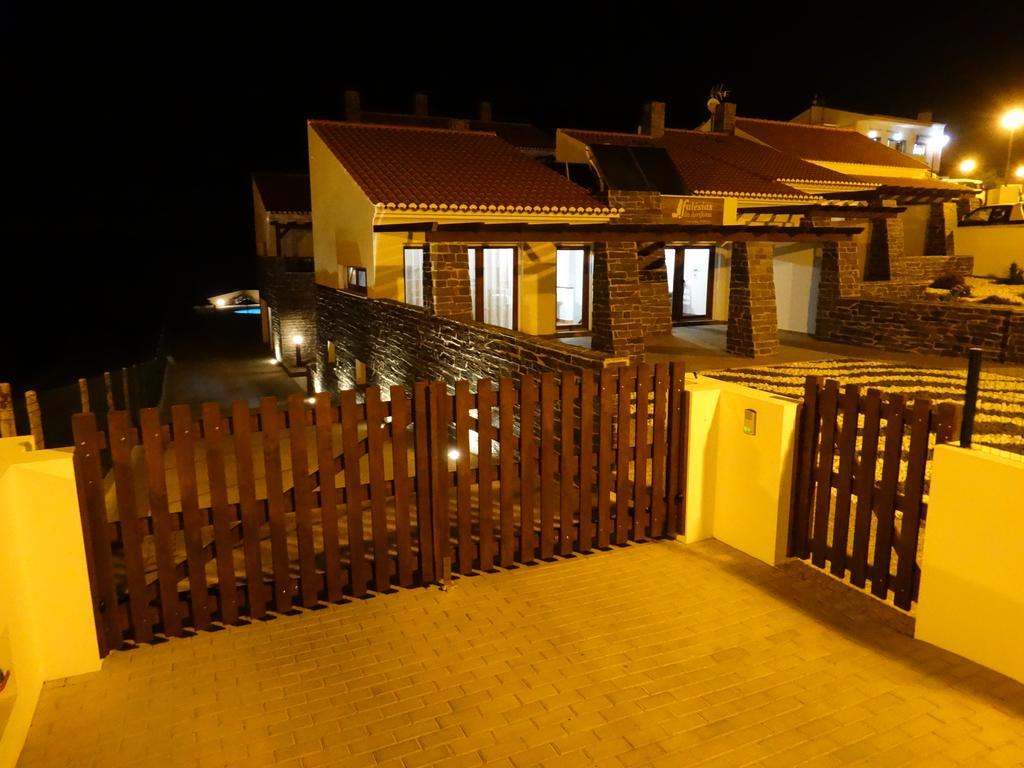 Falésias da Arrifana Praia da Arrifana Extérieur photo
